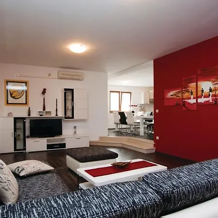Apartment Stalno Sretan *
