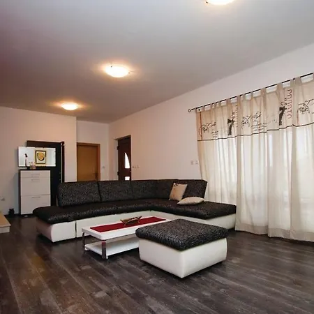 Stalno Sretan