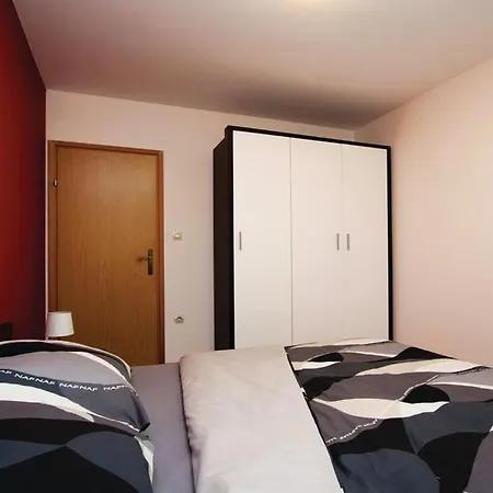 Stalno Sretan